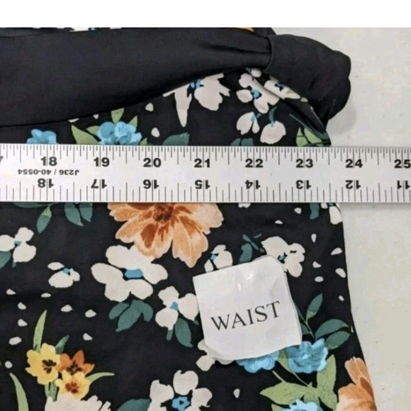 NWT Torrid 5 Wireless Bandeau Belted One Piece Swimsuit 5X 1 Pc Swim #5000 - Picture 10 of 15